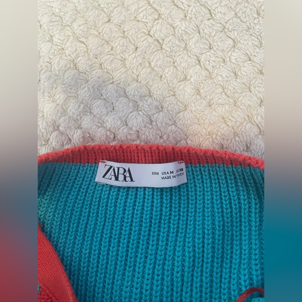 Zara knitted halter top - Picture 3 of 3